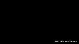 Семейка извращенцев 3